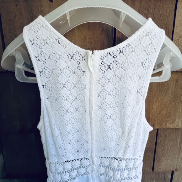 Free People White Lace Fit & Flare Dress with Sheer Waist – Perfect for Summer - Picture 10 of 13